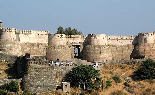 Ancient fort on Aravalli hills